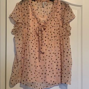 Elle pink sheer blouse with free pink tee. Xxl
